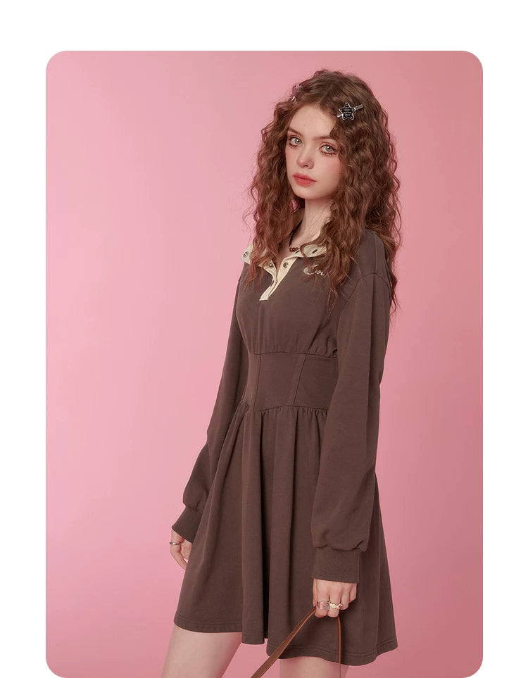 Robe sweat à taille cintrée