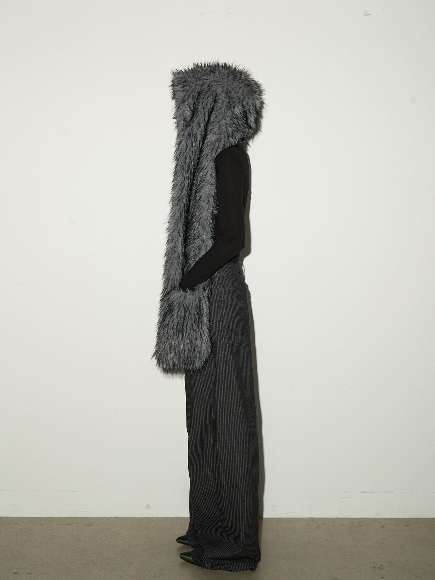 Fake Fur Pocket Design Scarf