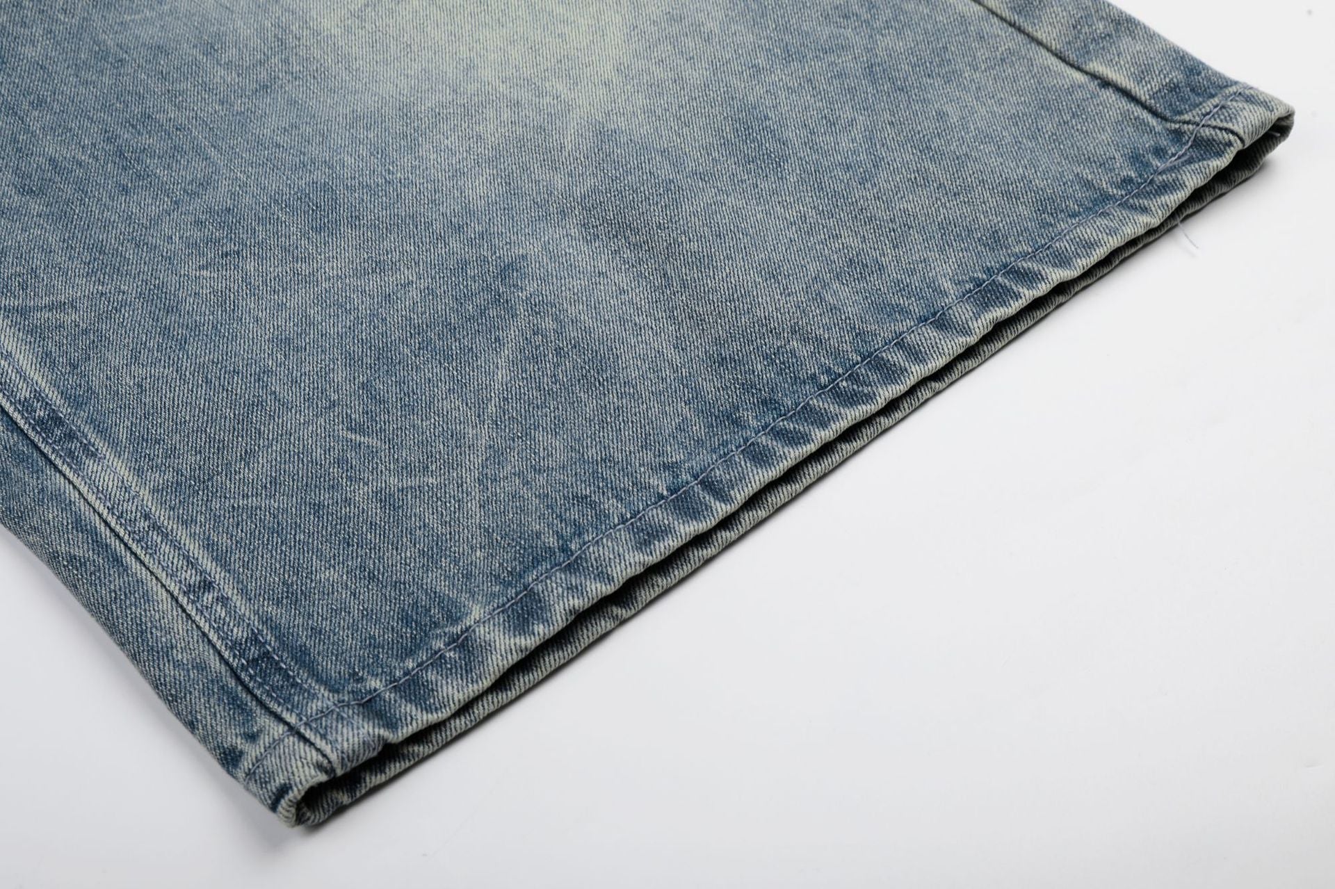 Lightning Graphic Denim Jort