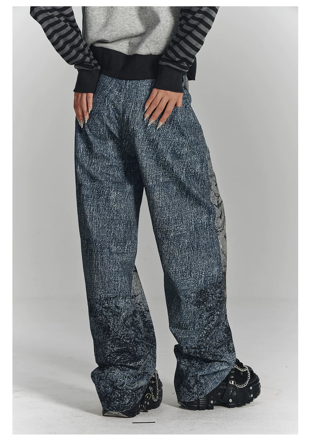 Chain Design Wide Leg Straight Denim Jeans
