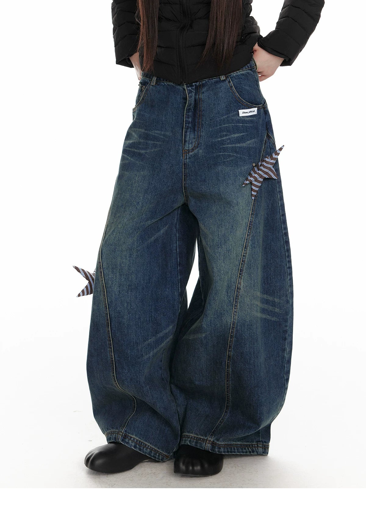 Star Patch Washed Wide-Leg Denim Jeans