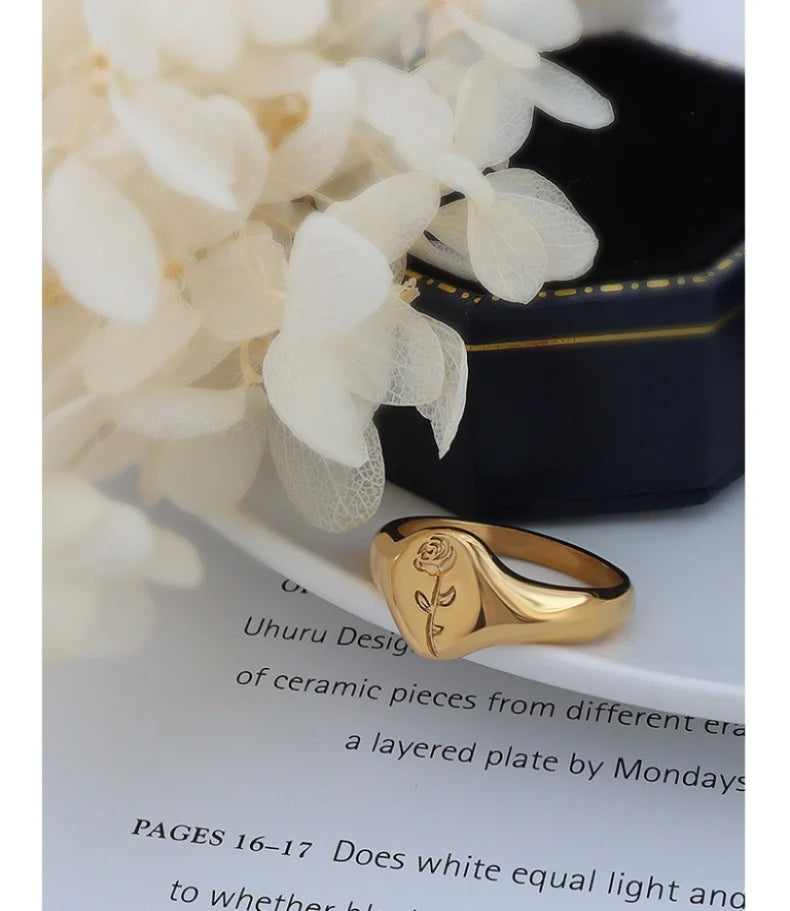 French Style Rose Index Finger Ring, Gold Tone Floral Design Band, Women's Fashion Jewelry, Elegant Statement Piece, Ideal Gift for Her, Best Seller in Dainty Rings, Trendy Stackable Accessory.