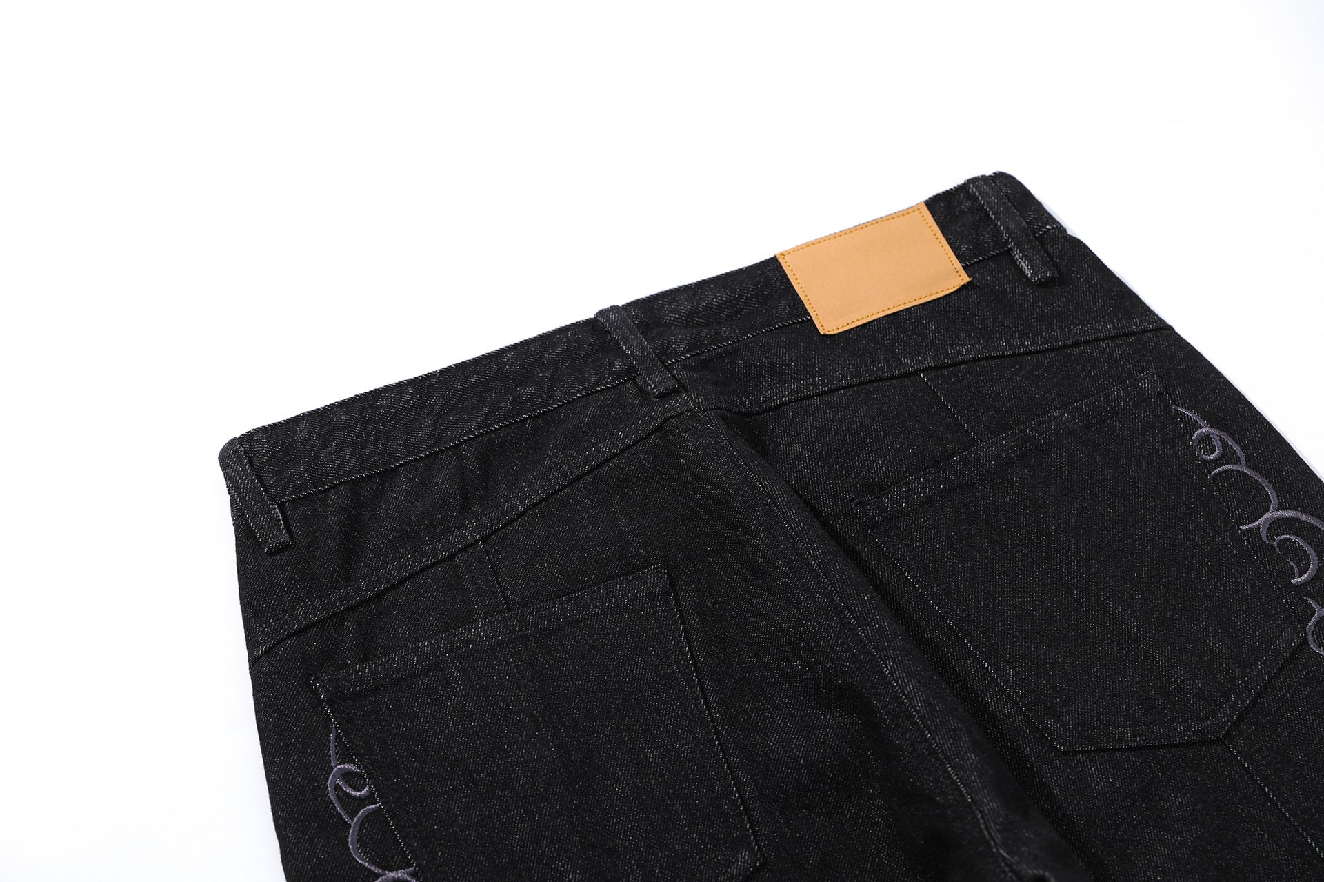 Pocket Embroidery Flare Denim Jeans