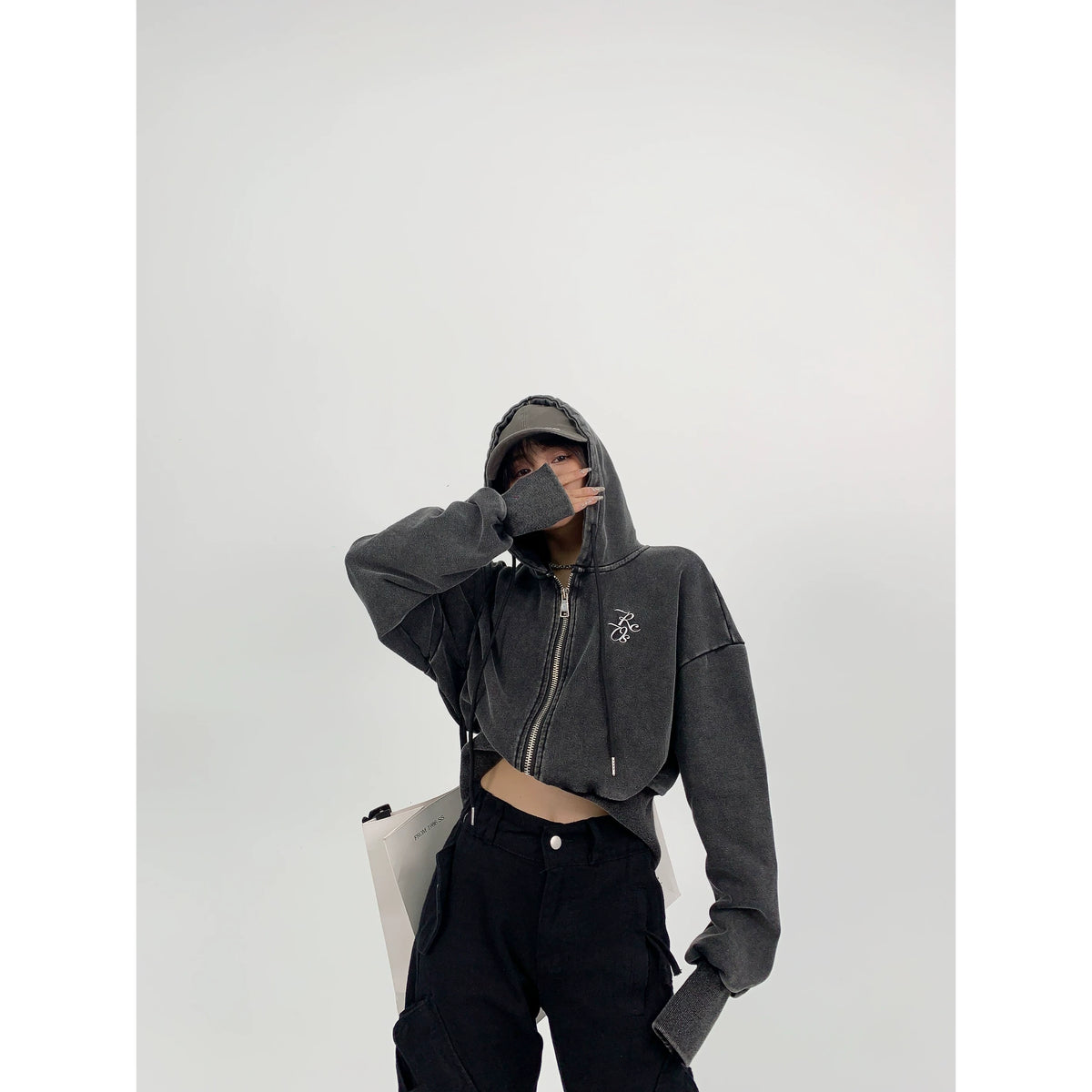 Logo Embroidery Zipper Short Hoodie