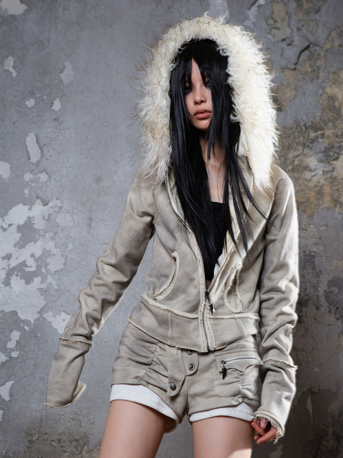 Fake Fur Collar Distressed Short Jacket