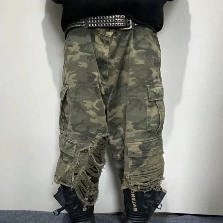 Washed Camouflage Distressed Short