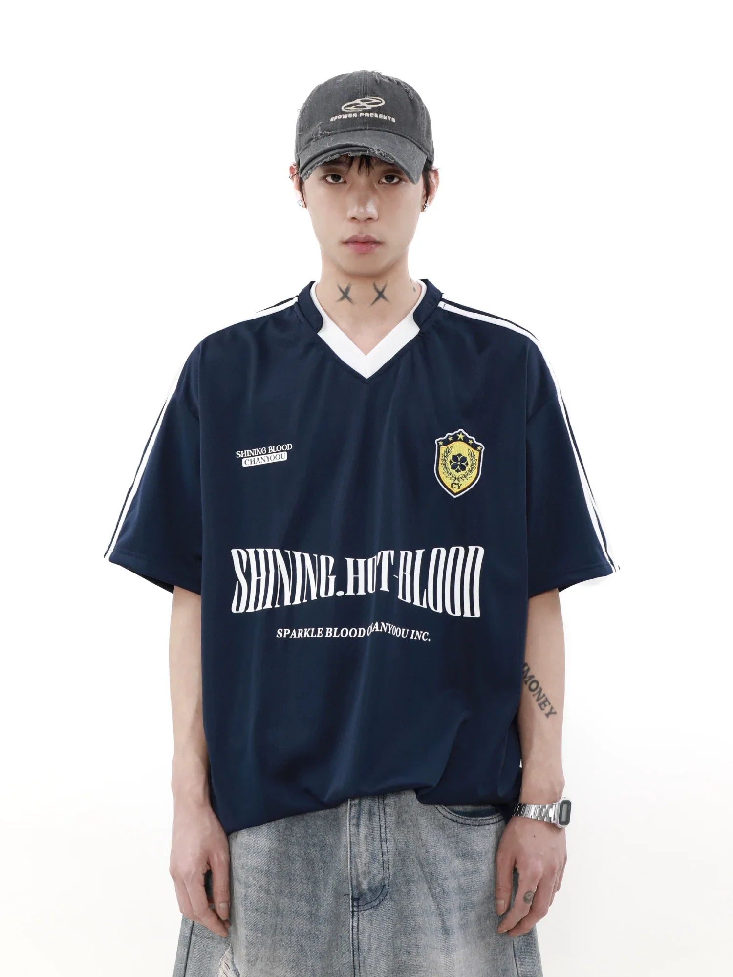 Quick Drying Sporty V-neck Short Sleeve T-shirt