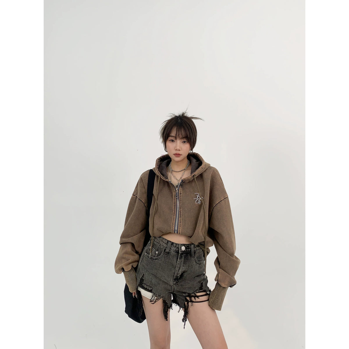 Logo Embroidery Zipper Short Hoodie