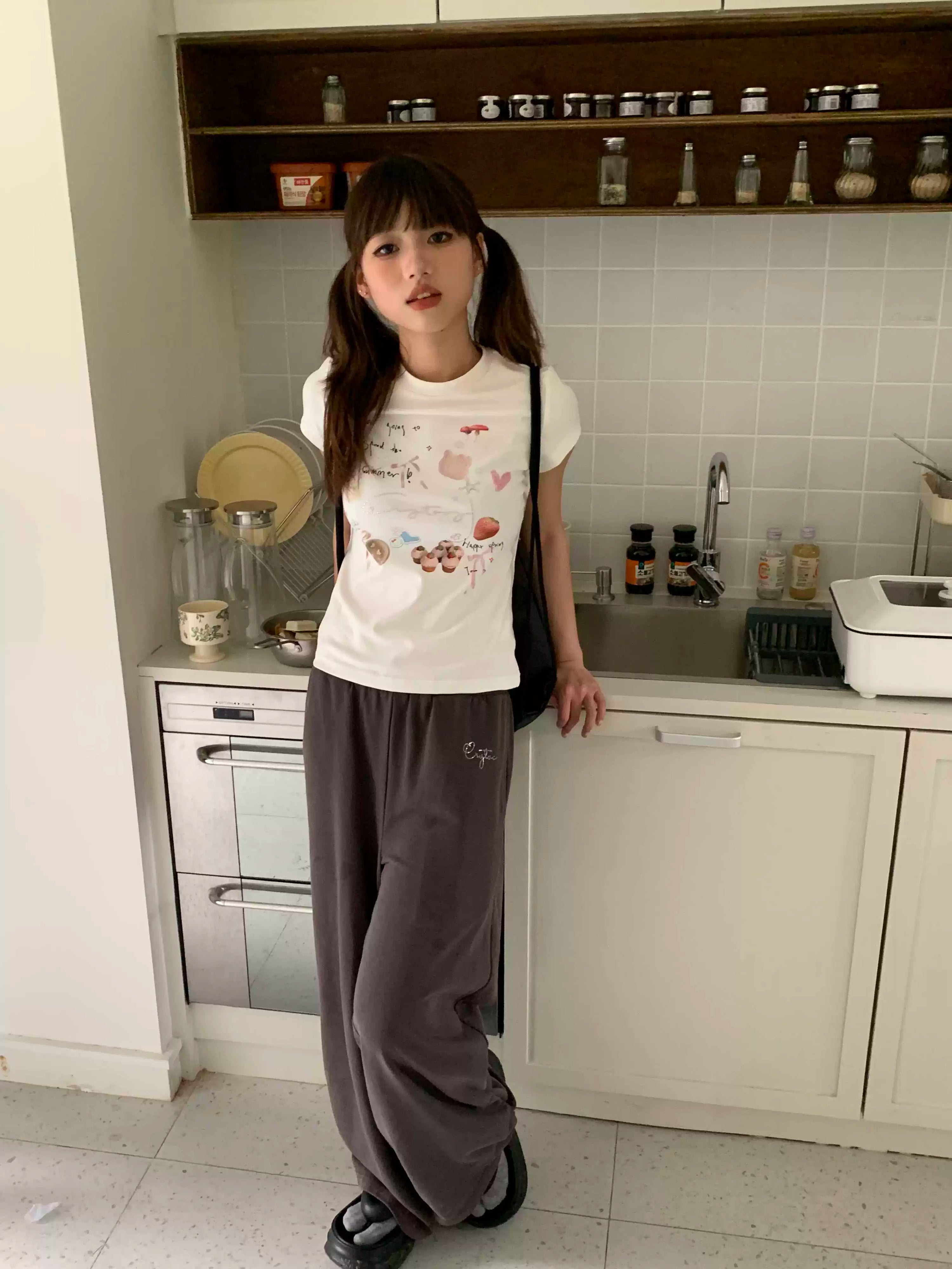 Rhinestone Drawstring Wide Leg Sweatpants