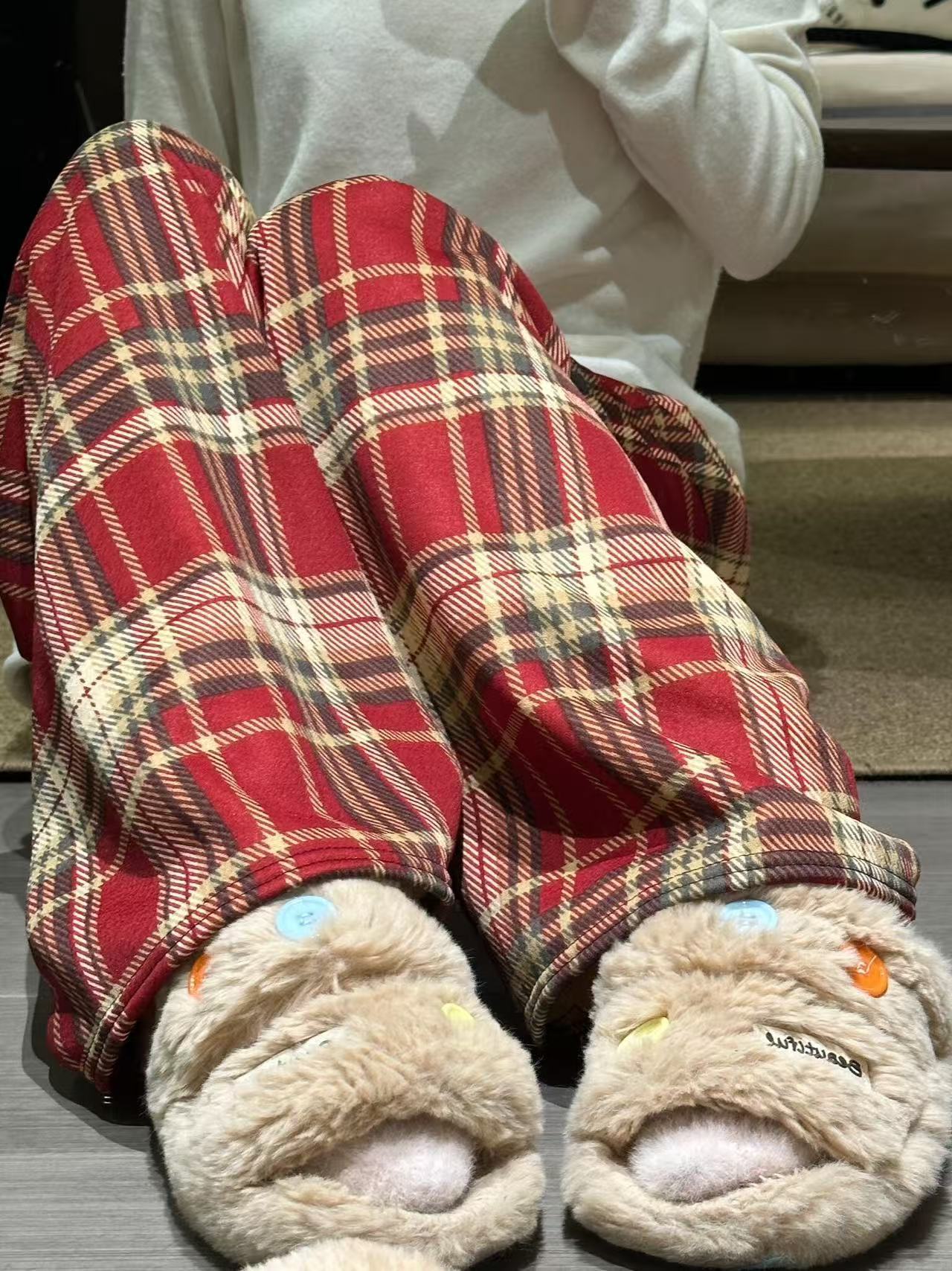 Pantaloni lunghi fino al pavimento aderenti per le vacanze