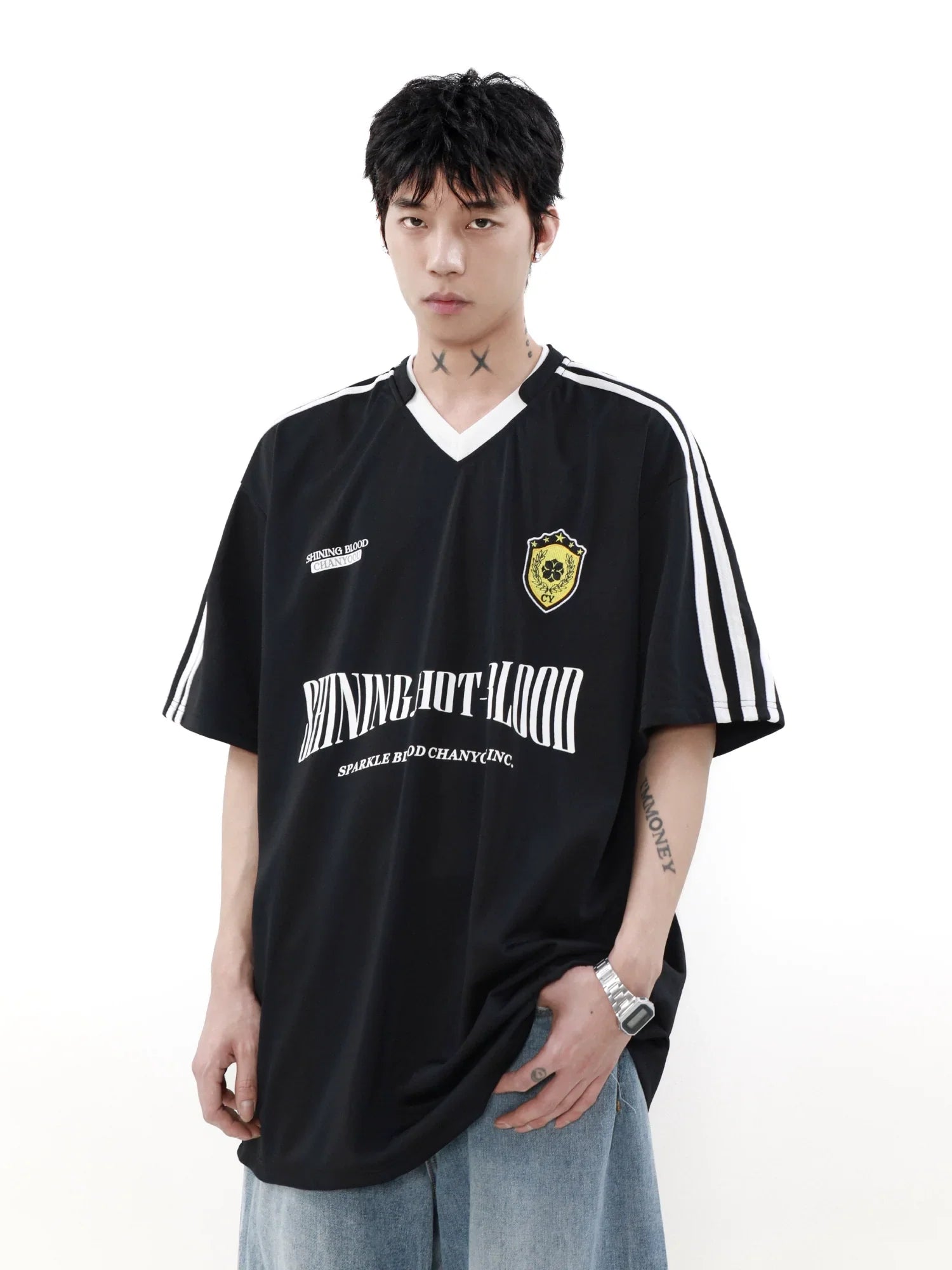 Quick Drying Sporty V-neck Short Sleeve T-shirt