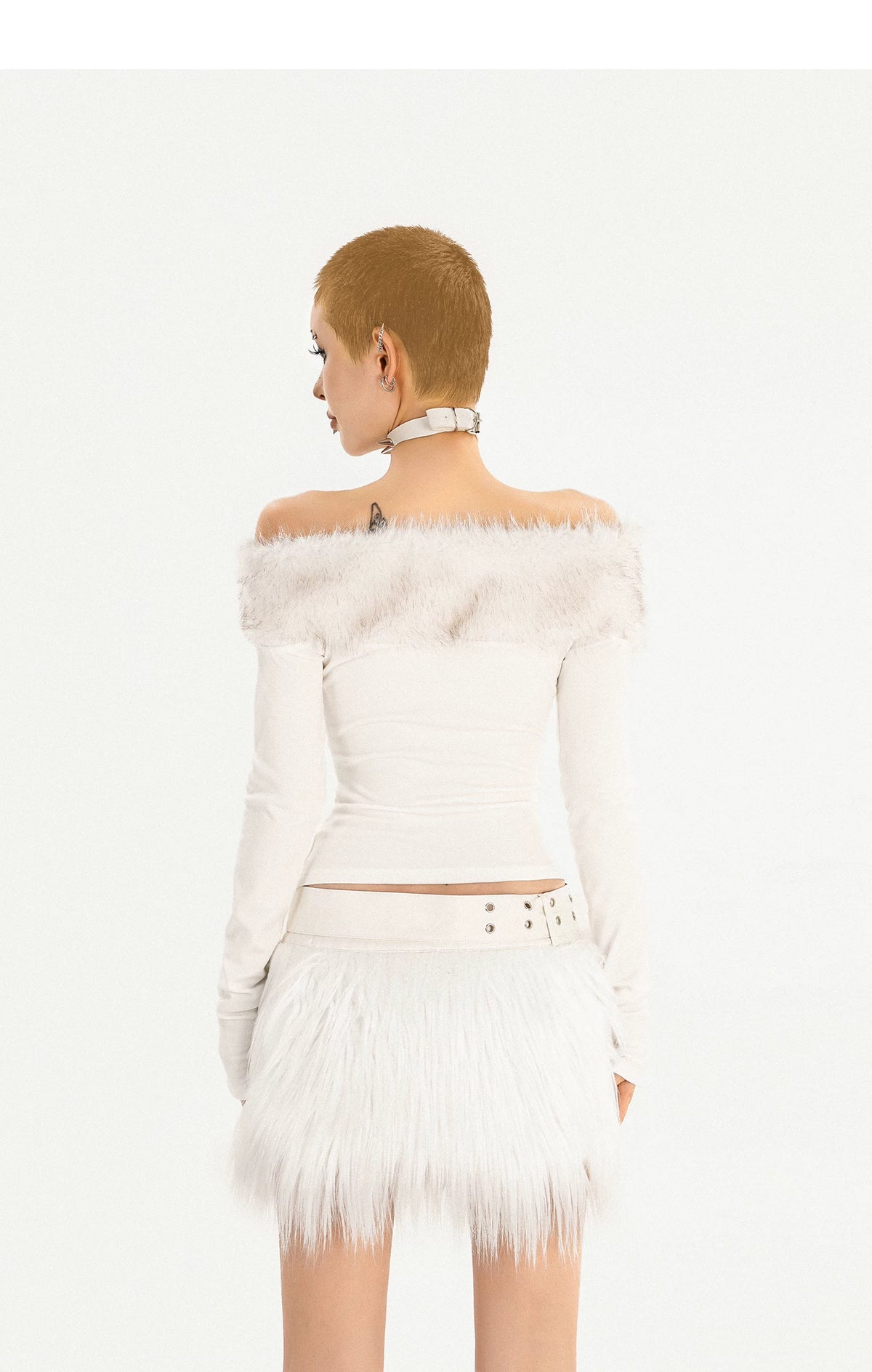 Plush High-Waist Design Short Skirt