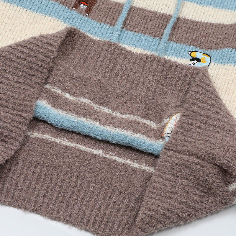 Pull à capuche brodé de dessin animé