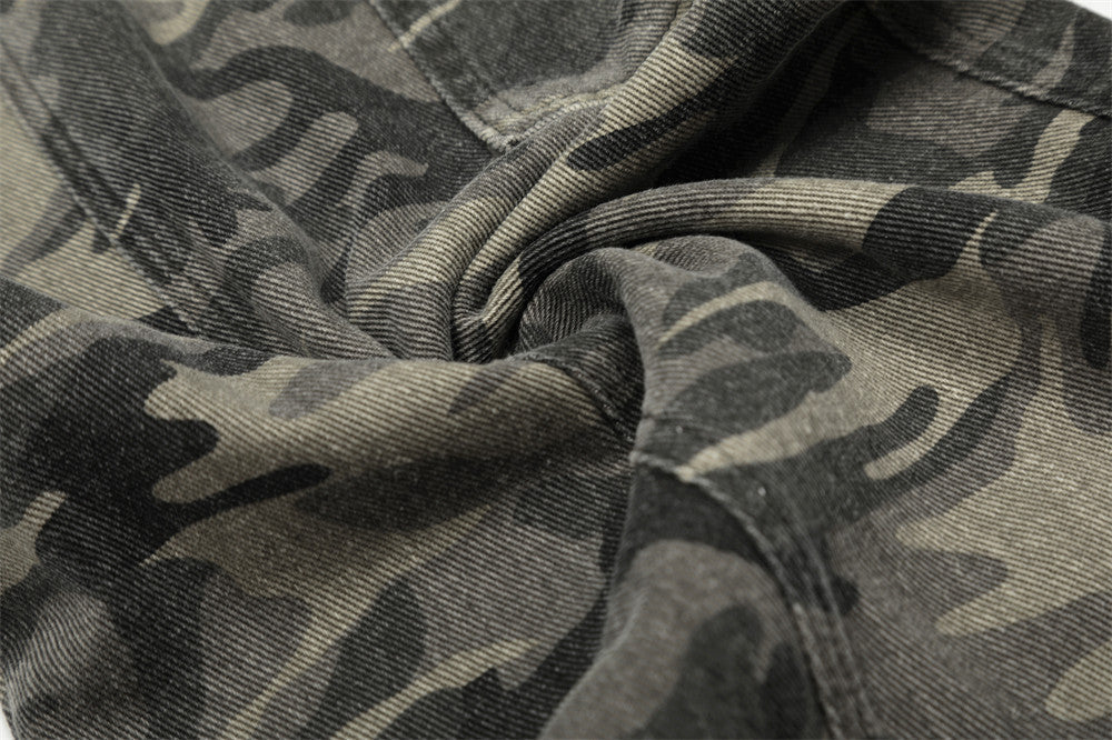 Camouflage Wide-Leg Cargo Jeans