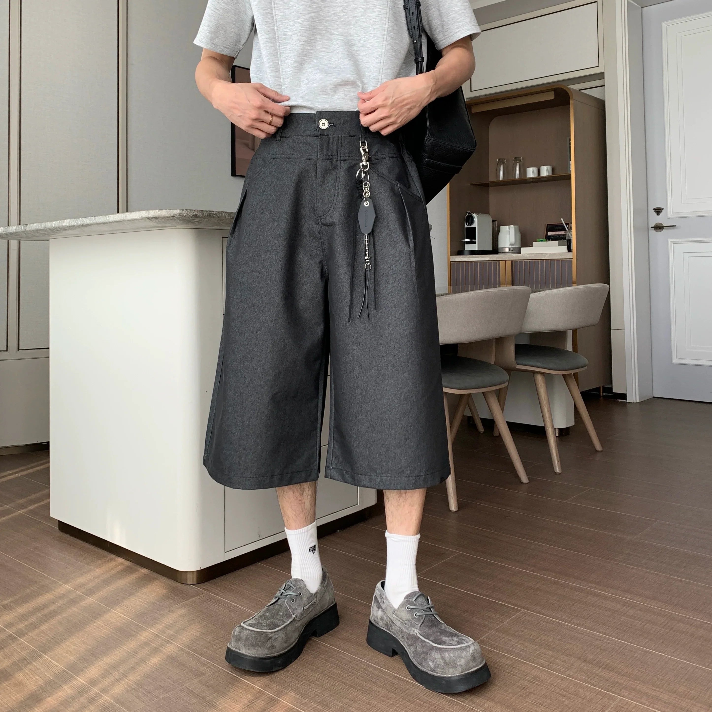 Lightweight Straight Wide Leg Short