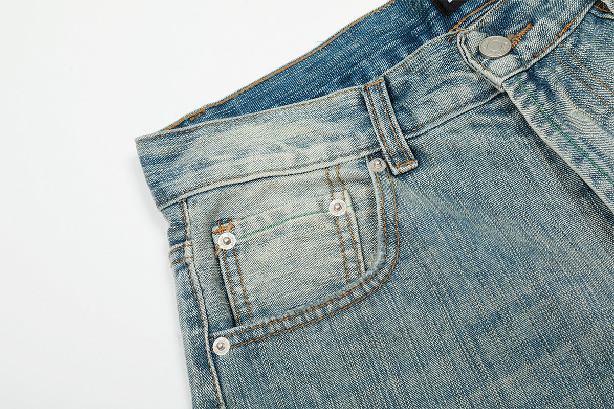 Washed Pleats Curved Denim Jeans