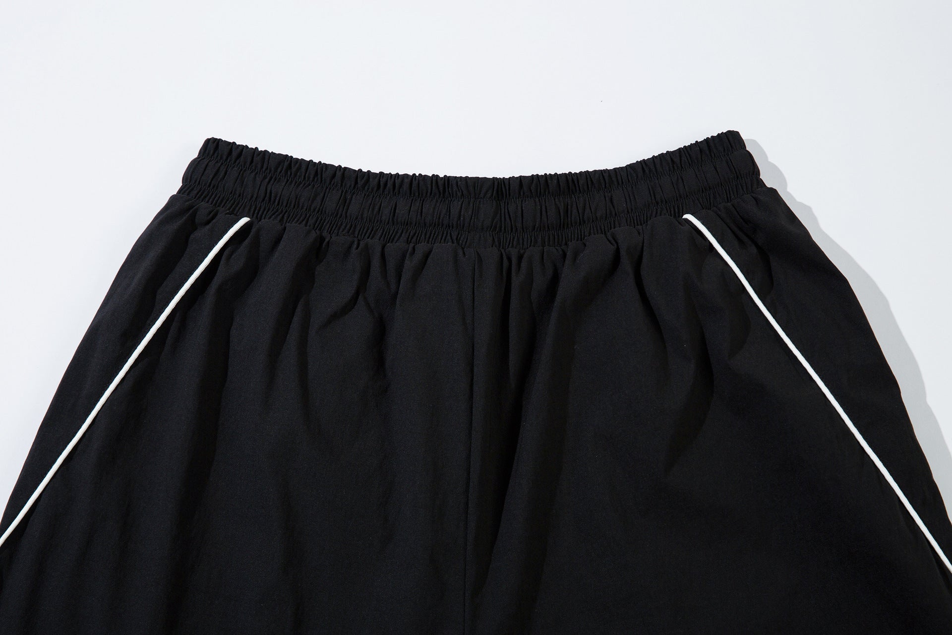 Line Design Wide Leg Curved Pants