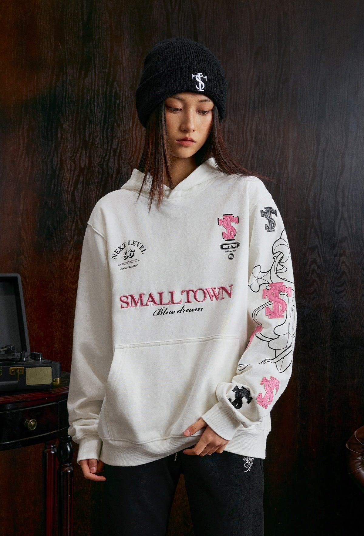 White(presale)