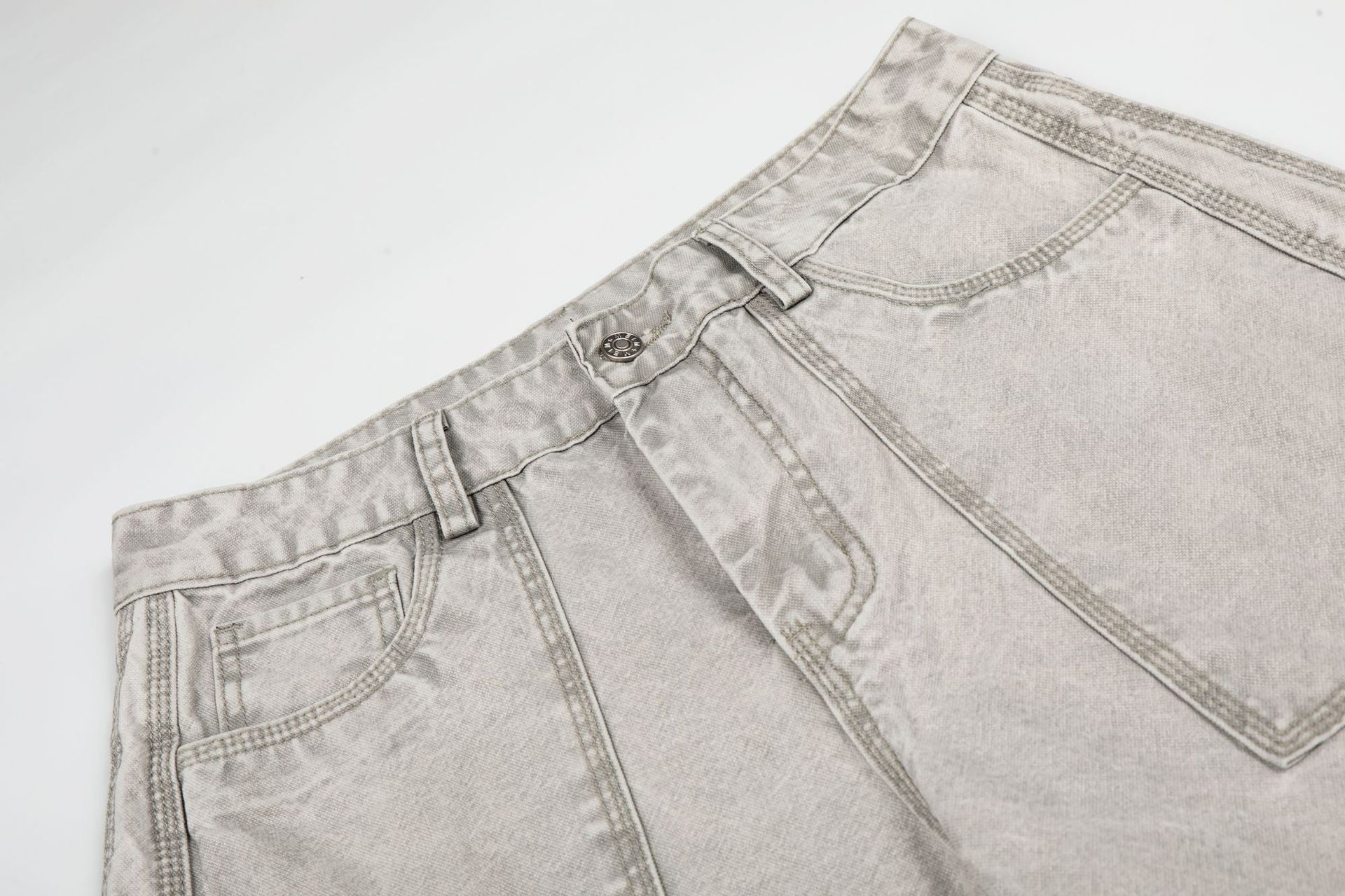 Patch Pocket Washed Wide Leg Denim Jeans