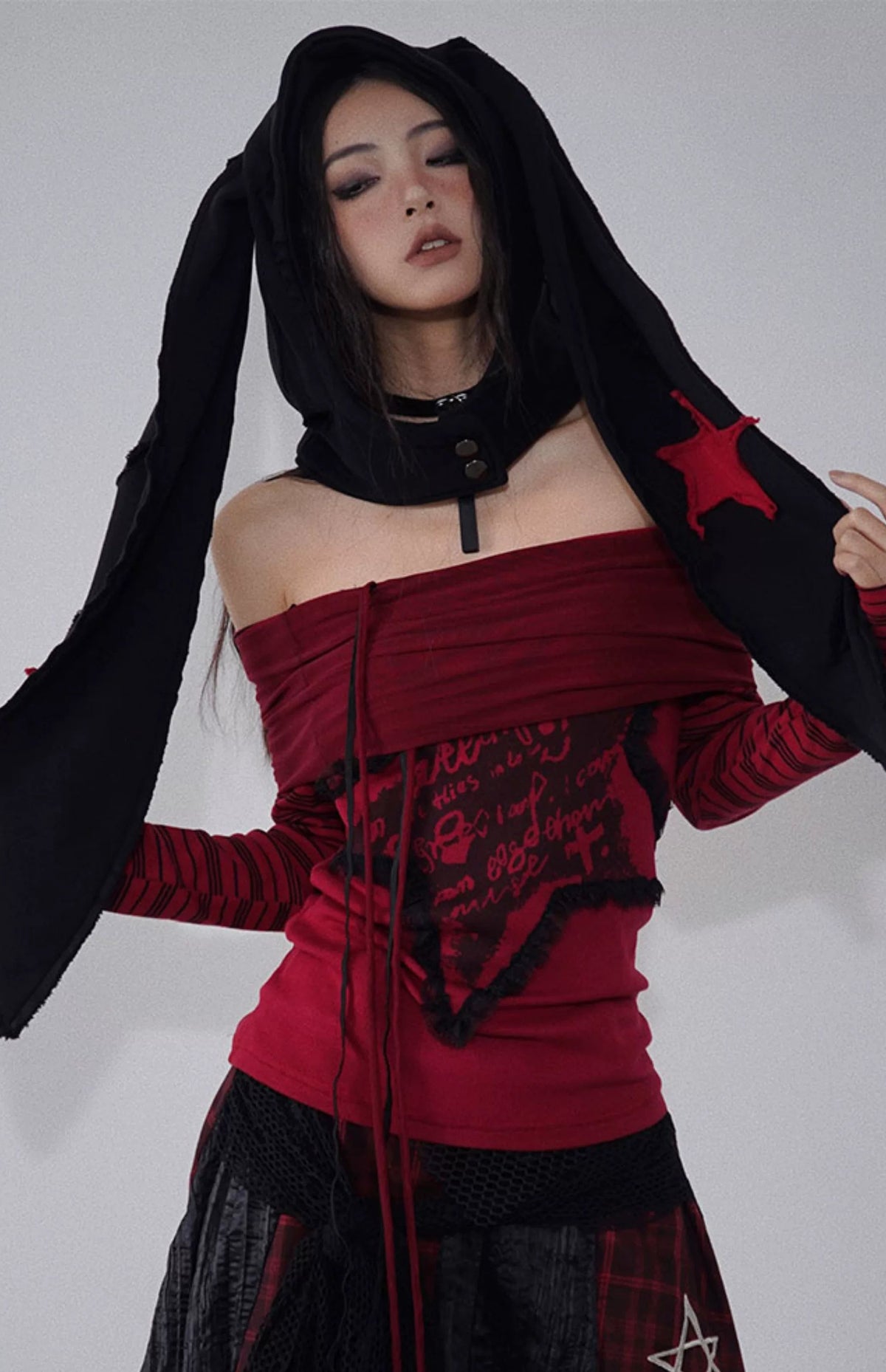 Red & Black Star Hat Scarf