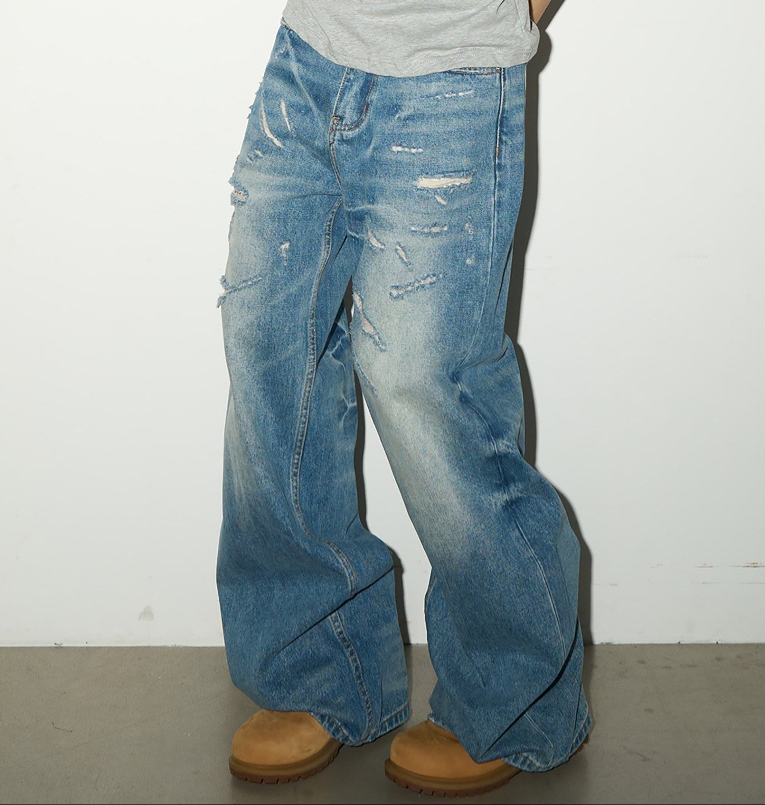 Washed Damage Fade Straight Denim Jeans