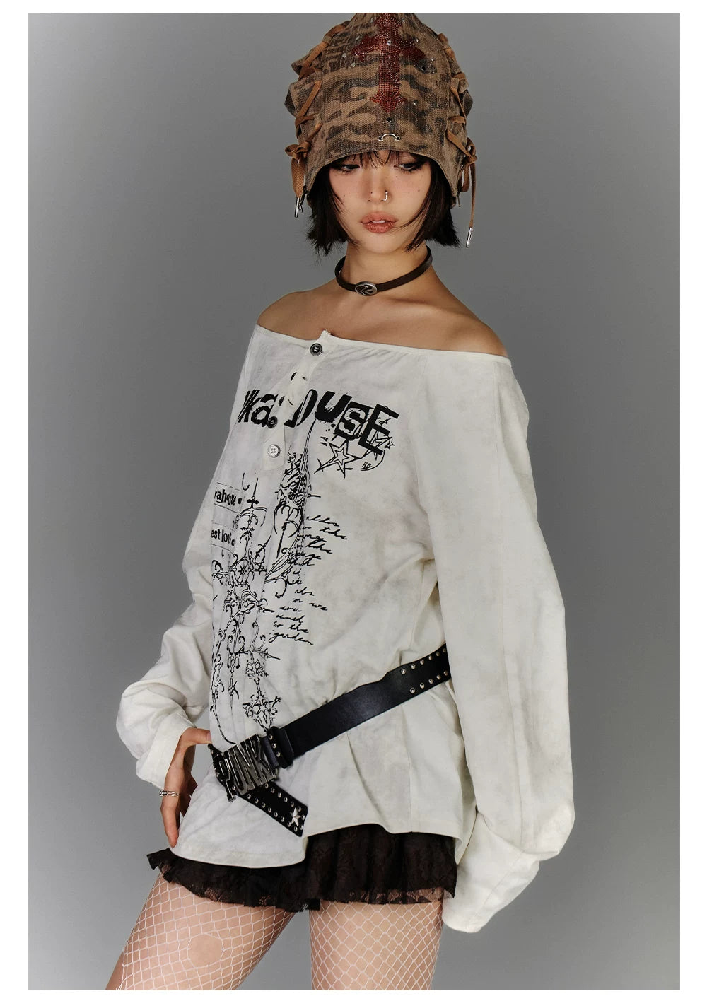 Off-Shoulder Graphic Print Button Long Sleeve T-Shirt