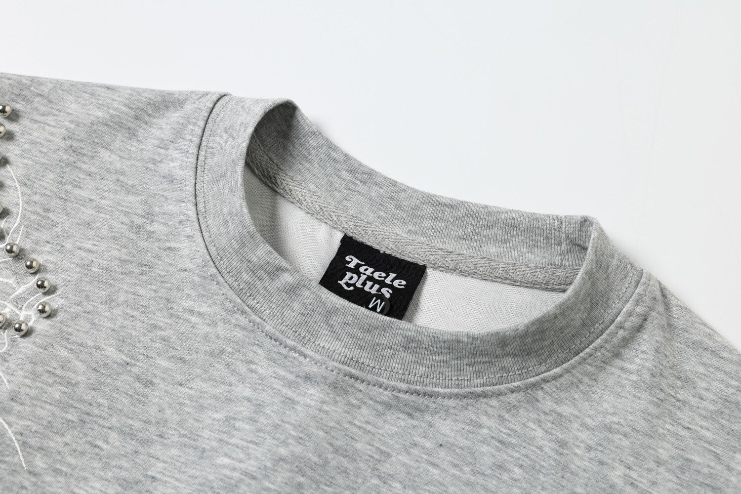 Rivet Design Short Sleeve T-Shirt