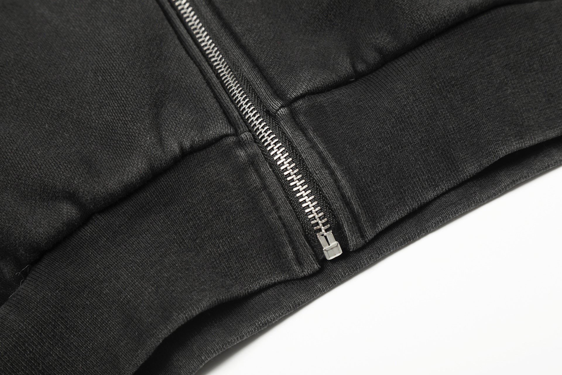 Heavyweight Rivet Washed Damage Zipper Hoodie