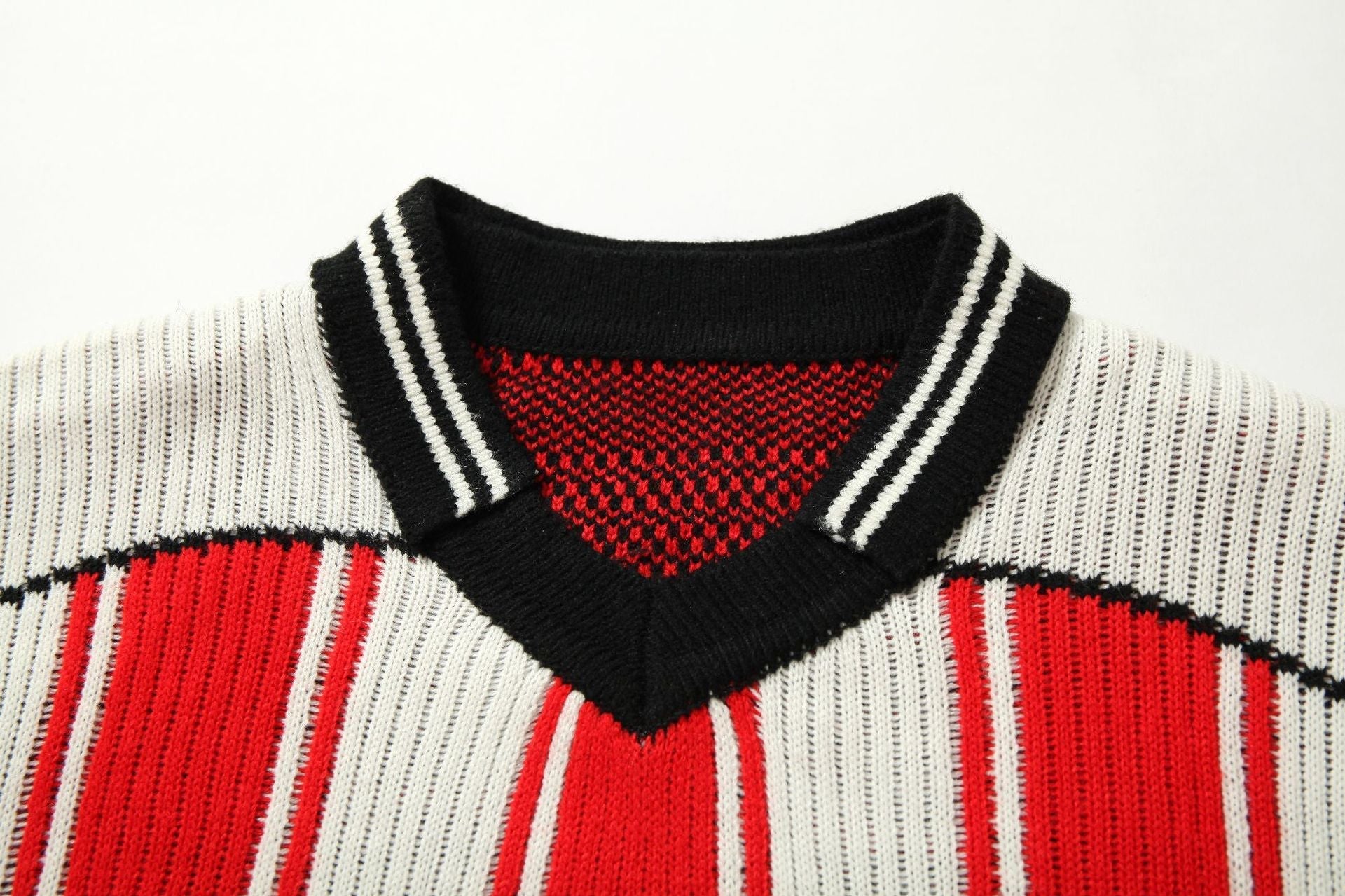Number Stripe V-Neck Short Sleeve Knit T-shirt