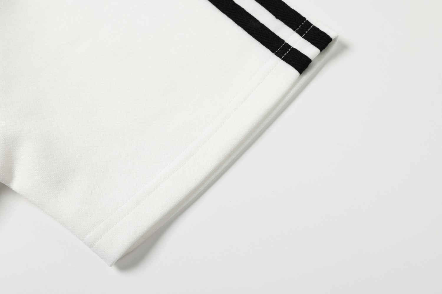 Stripe Bird Embroidery Short Sleeve T-Shirt