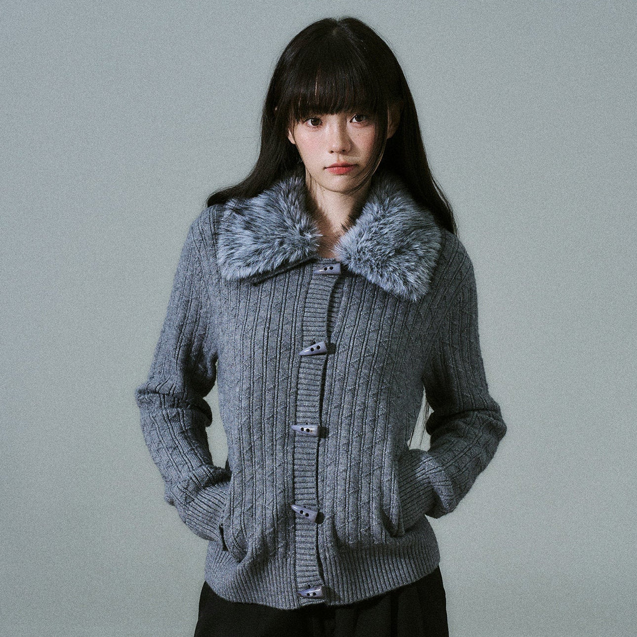 Slim Detachable Fur Collar Horn Button Sweater Jacket