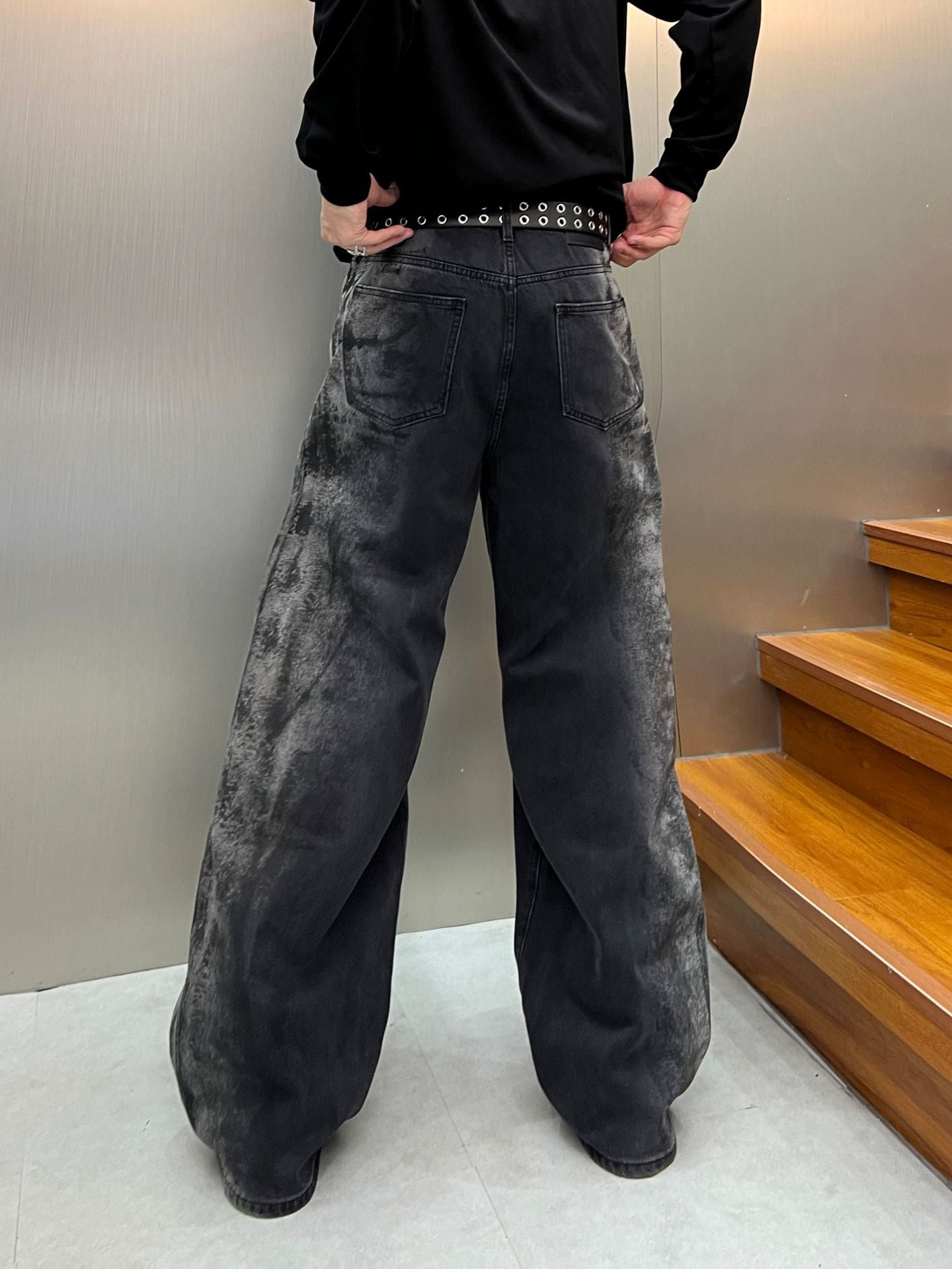 Washed Wide Leg Denim Jeans