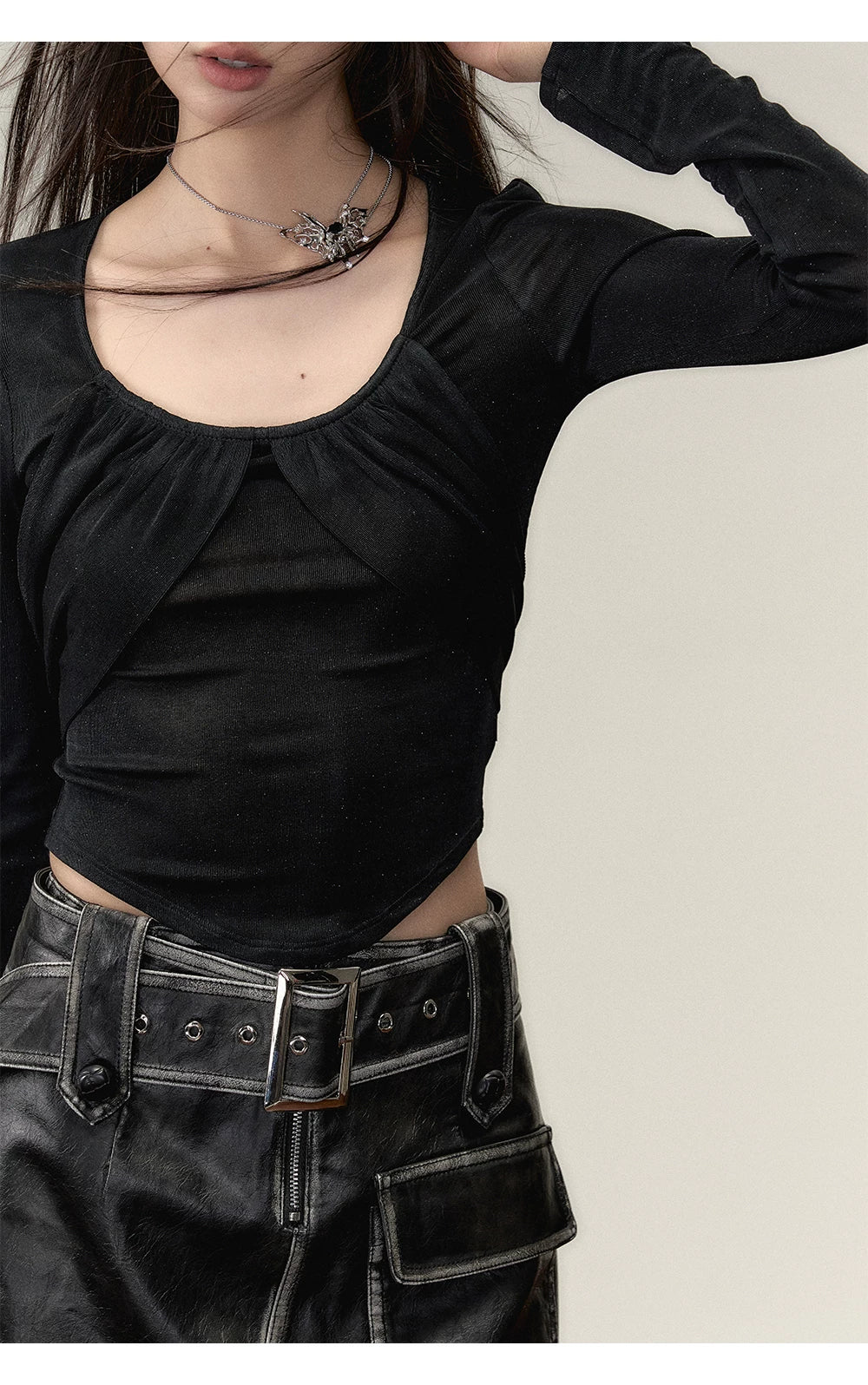 Big U-Neck Lace Long Sleeve T-Shirt