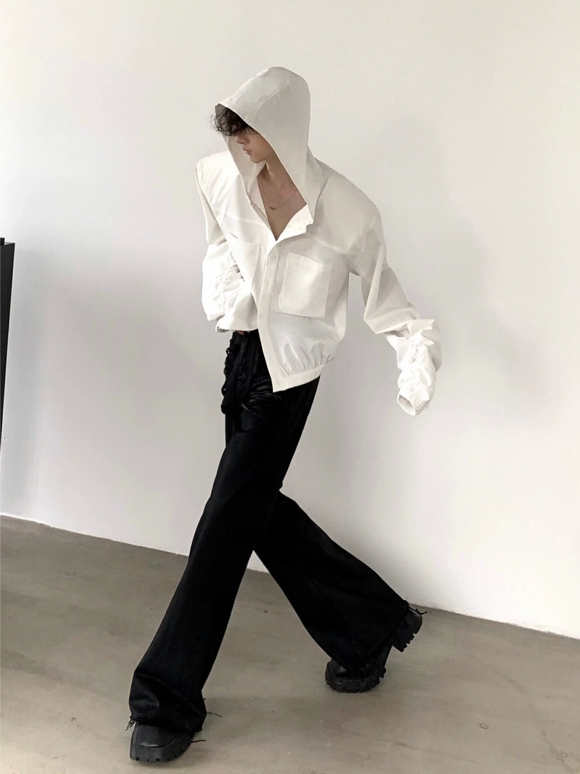 Short Hooded Long Sleeve Shirt