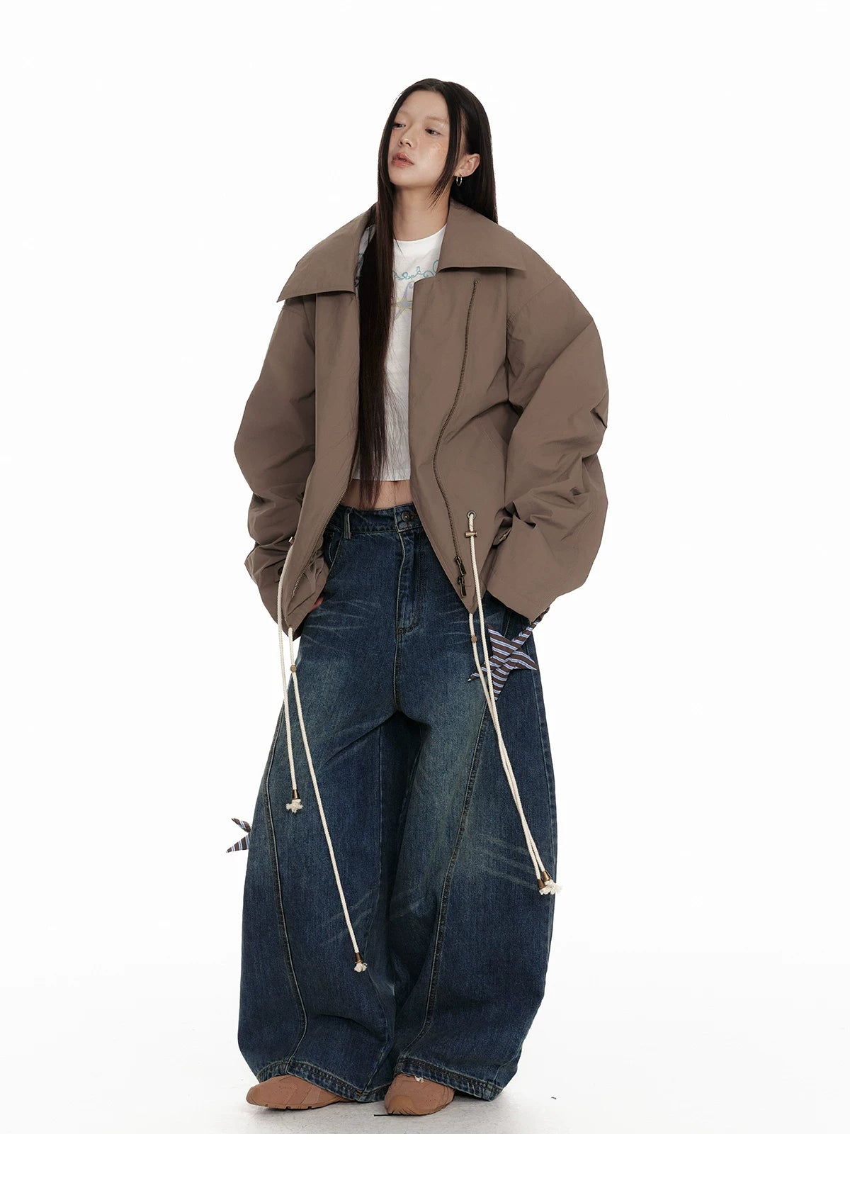 Star Patch Washed Wide-Leg Denim Jeans