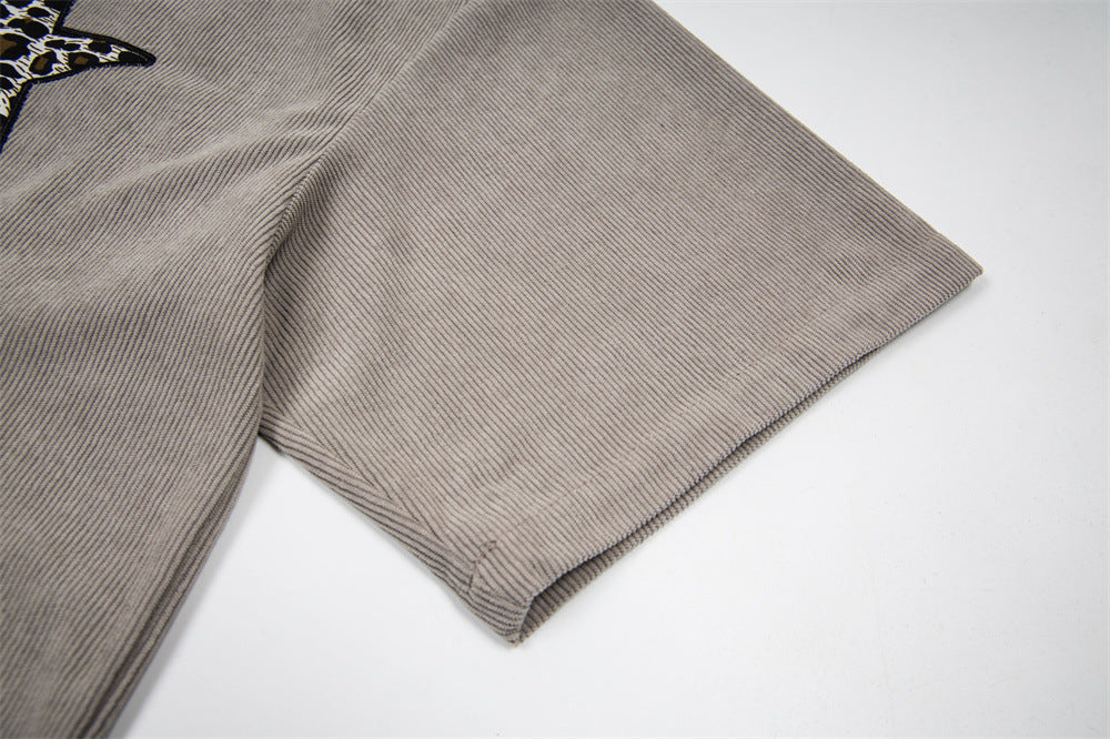 Besticktes Button-up-Hemd mit Leopardenmuster