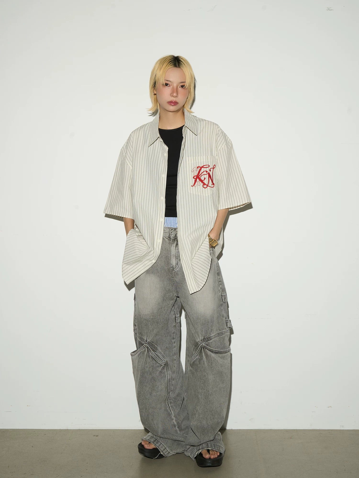 Washed Panel Cargo Pocket Wide Leg Denim Jeans