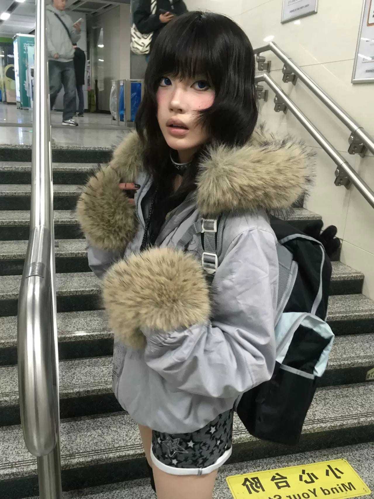Fake Fur Trim Graphic Print Oversize Hooded Jacket