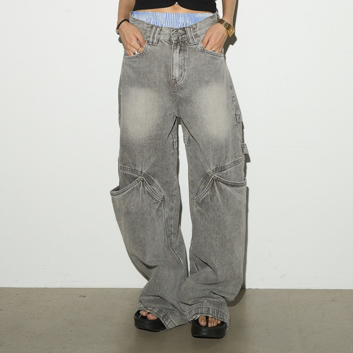 Washed Panel Cargo Pocket Wide Leg Denim Jeans