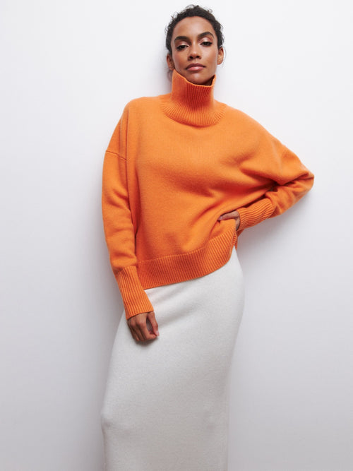 Pull basique ample à col roulé - S / Rouge orangé
