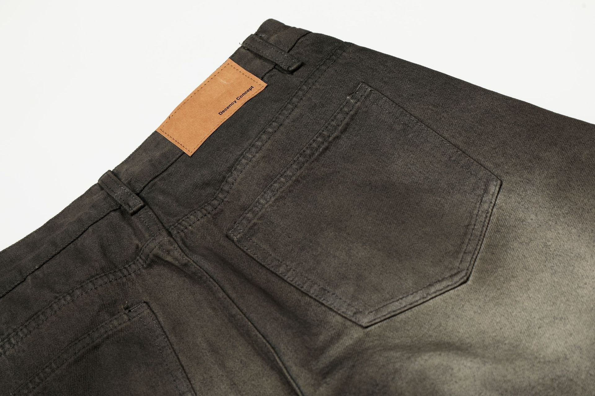 Dirty Washed Curved Denim Jeans