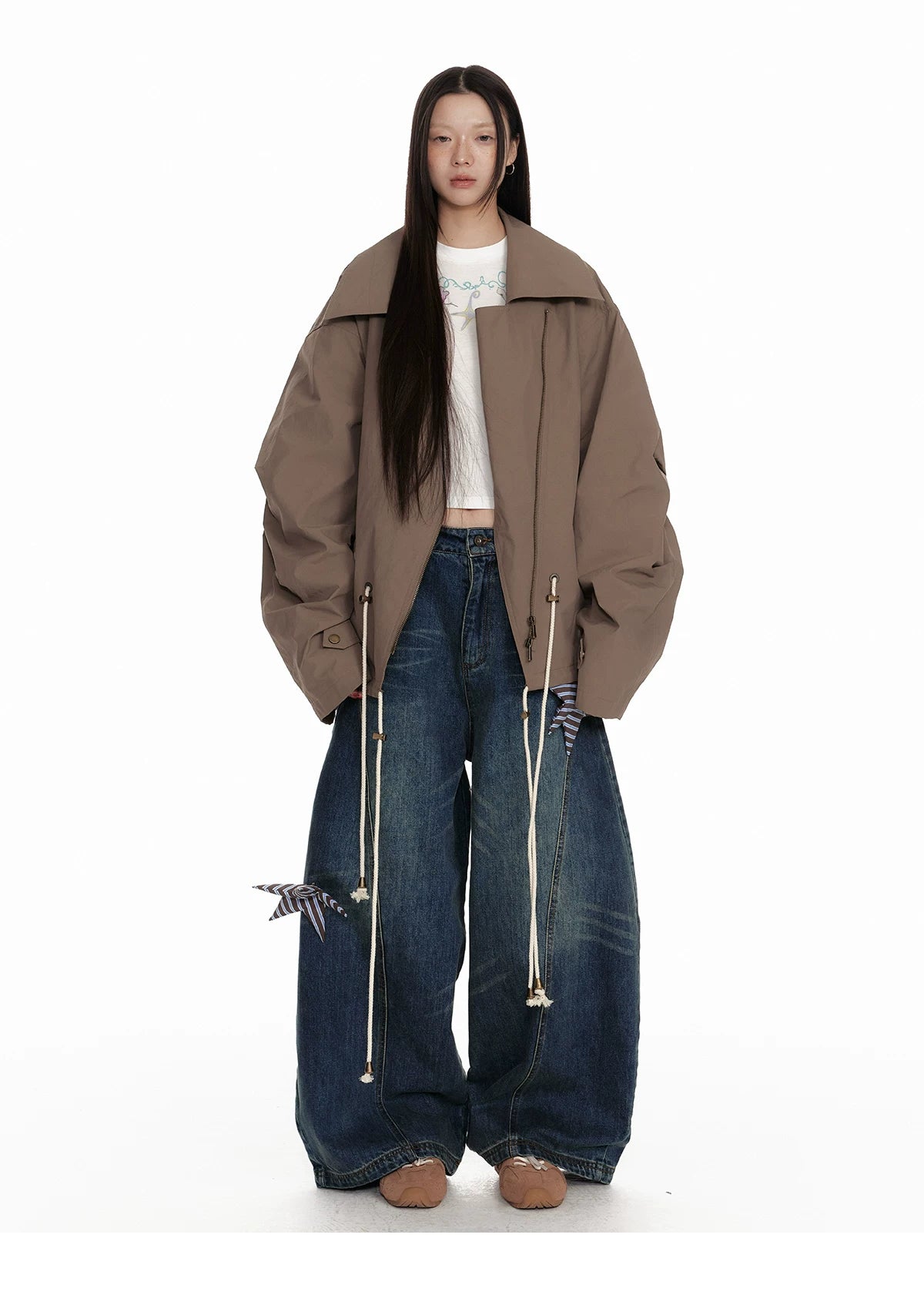 Star Patch Washed Wide-Leg Denim Jeans
