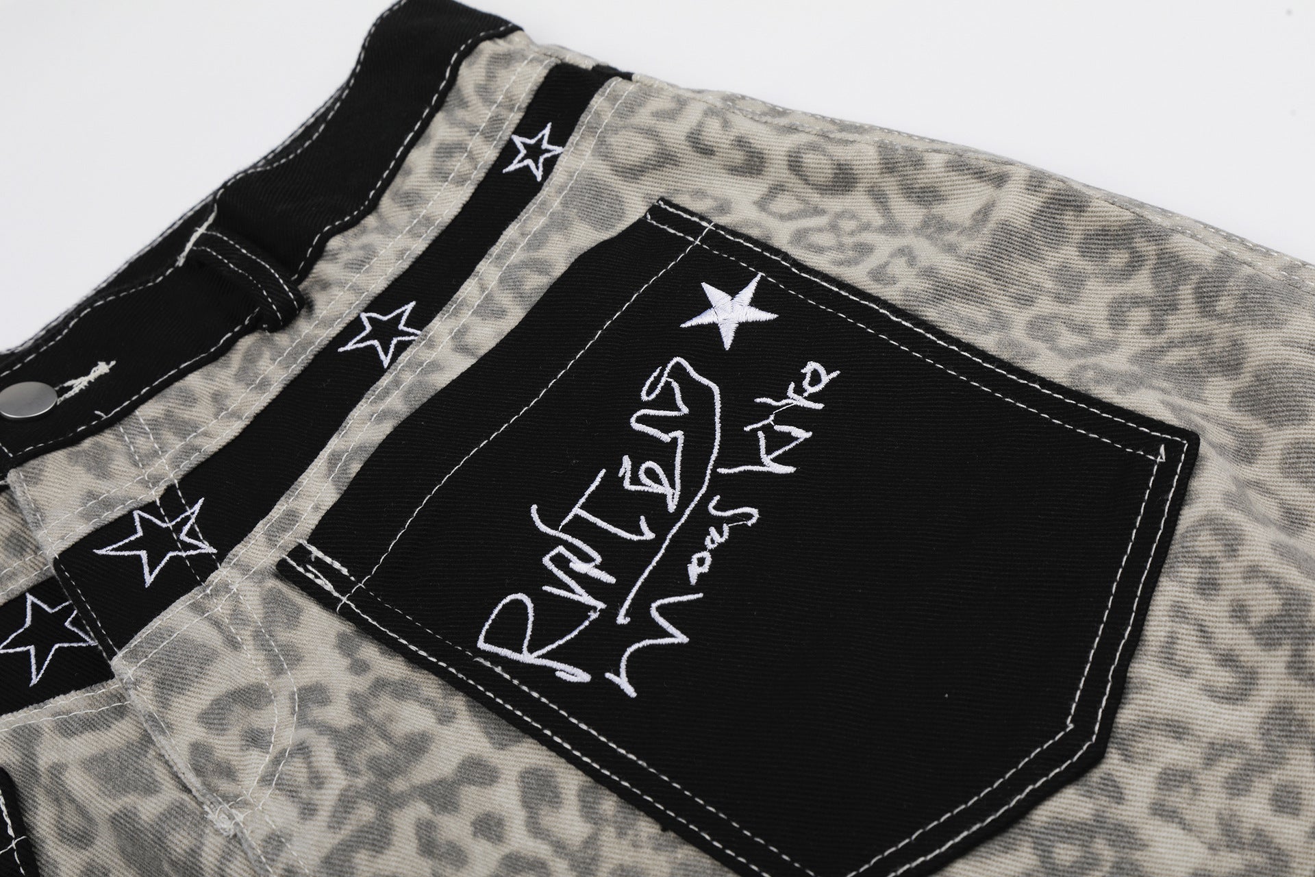 Leopard Star Pocket Jort