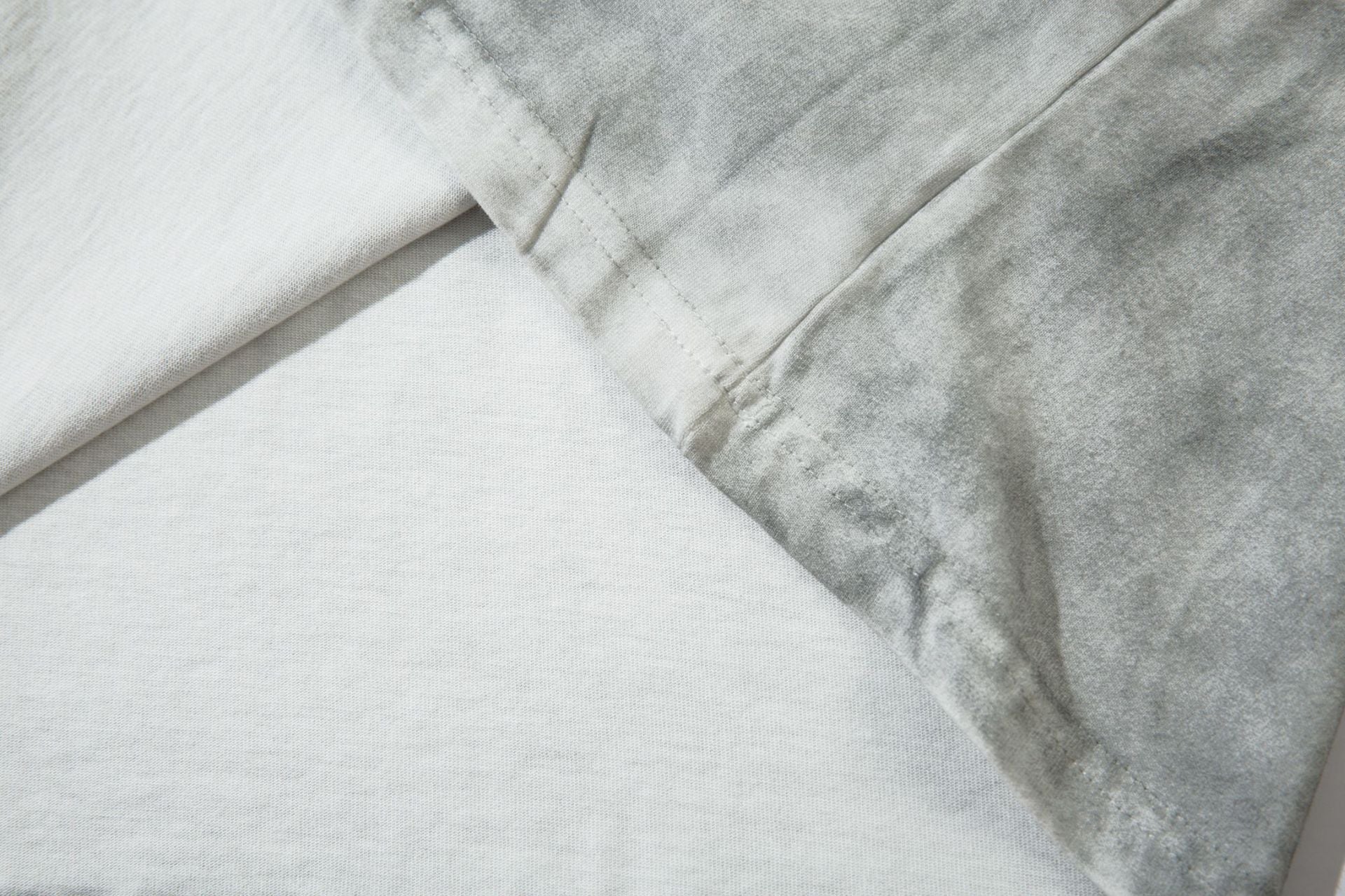 Fake Layered Dirty Dye Print Long Sleeve T-Shirt