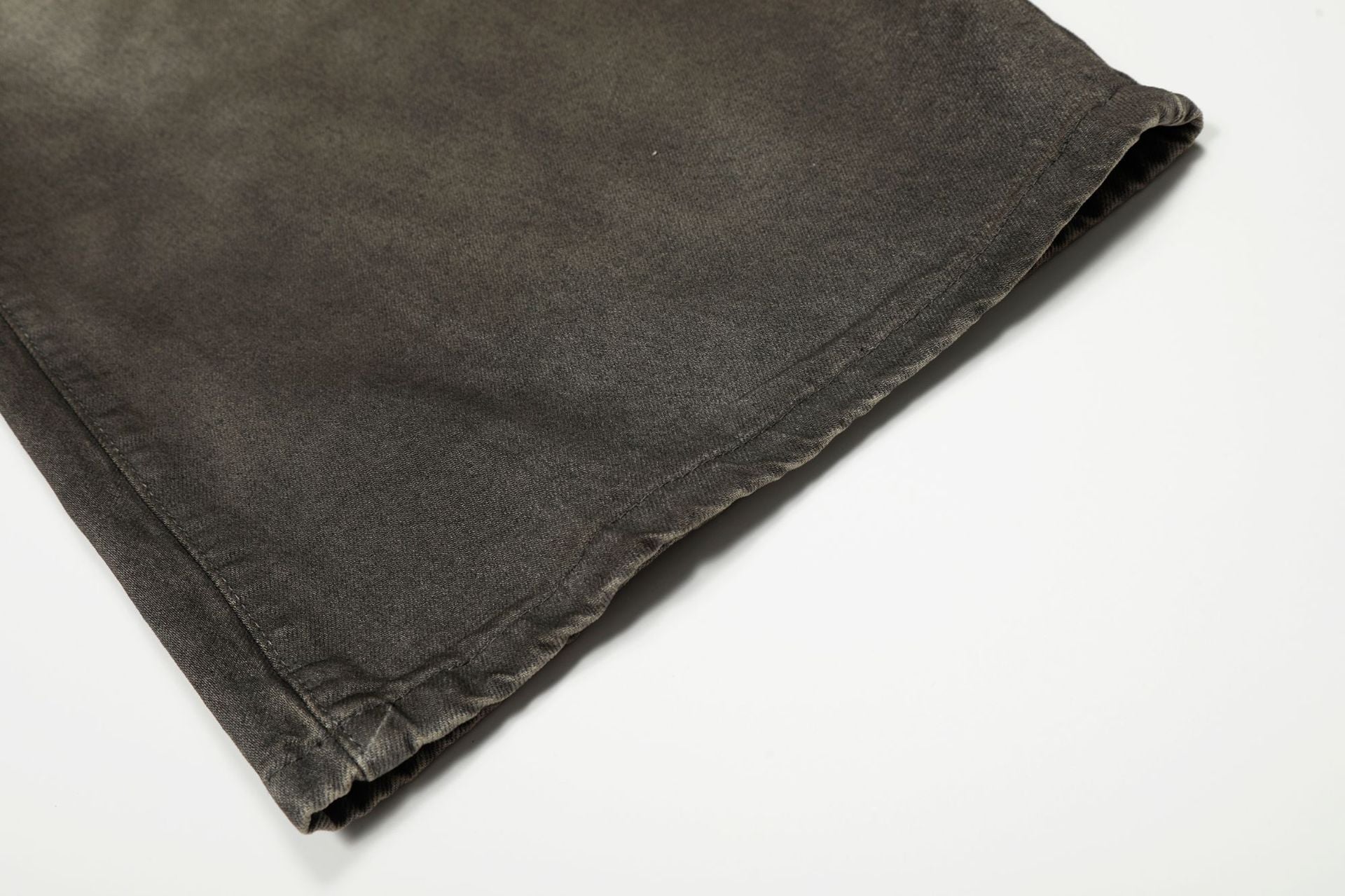 Dirty Washed Curved Denim Jeans