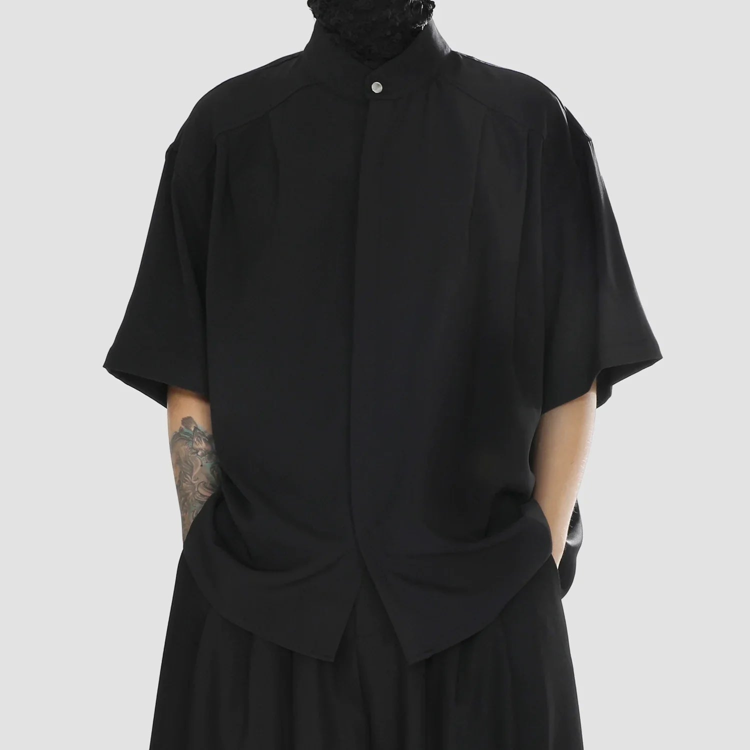 Chemise légère à manches courtes unie