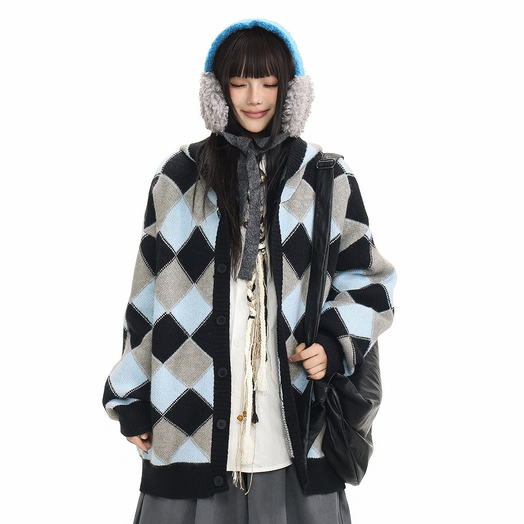 Heavyweight Diamond Pattern Oversize Hooded Knit Cardigan & Knit Sweater