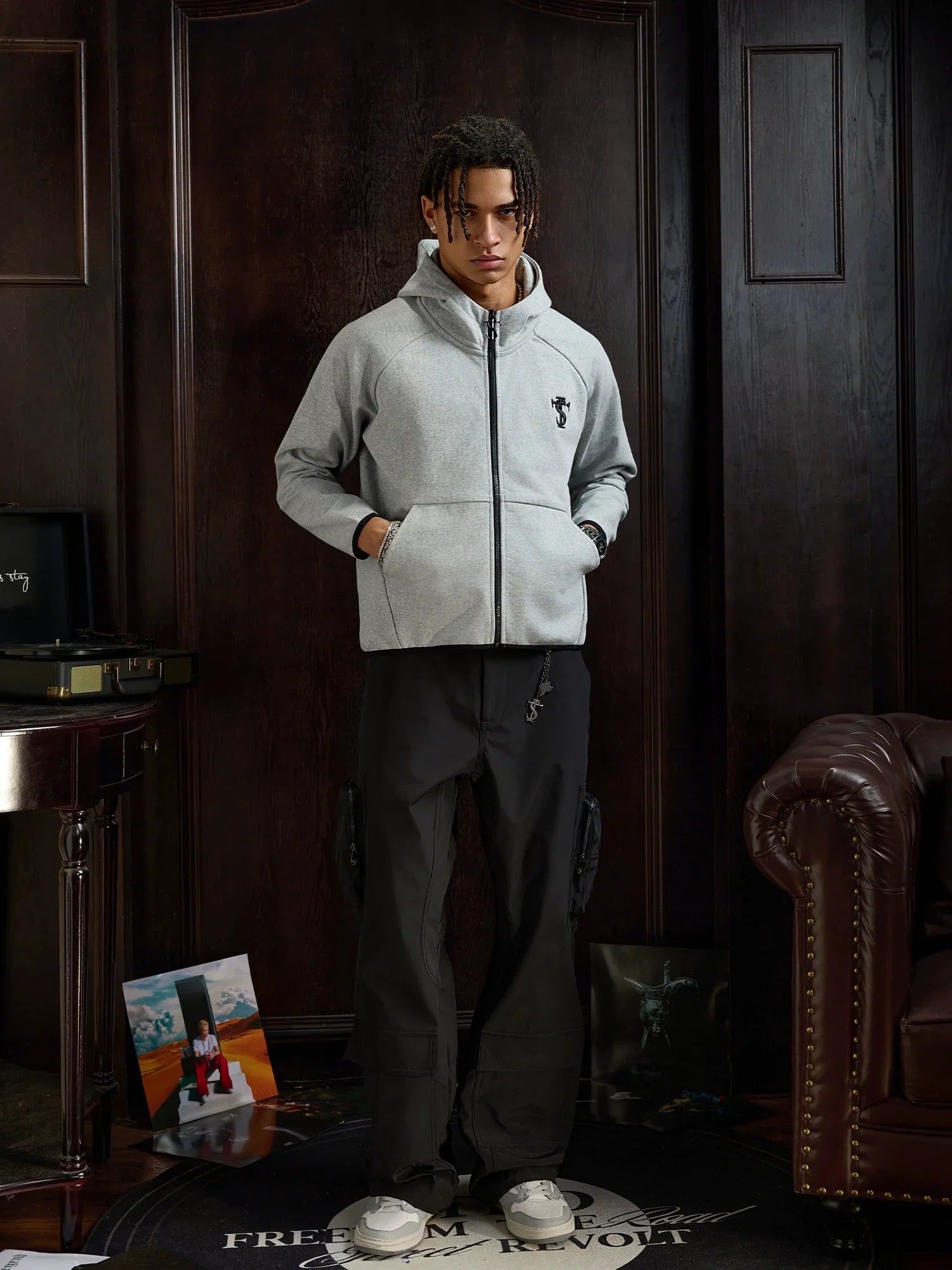 Sporty Zipper Hoodie