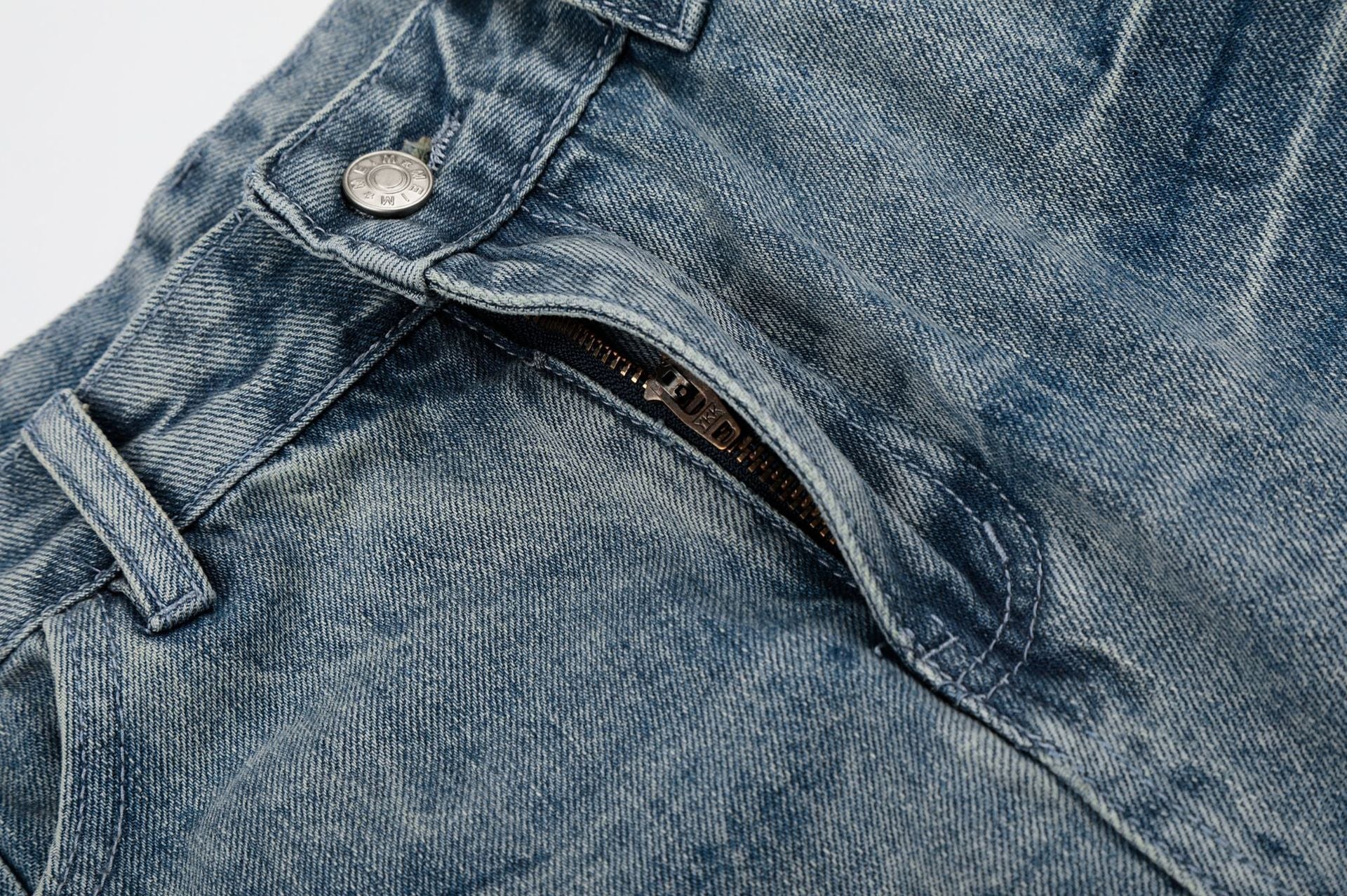 Lightning Graphic Denim Jort