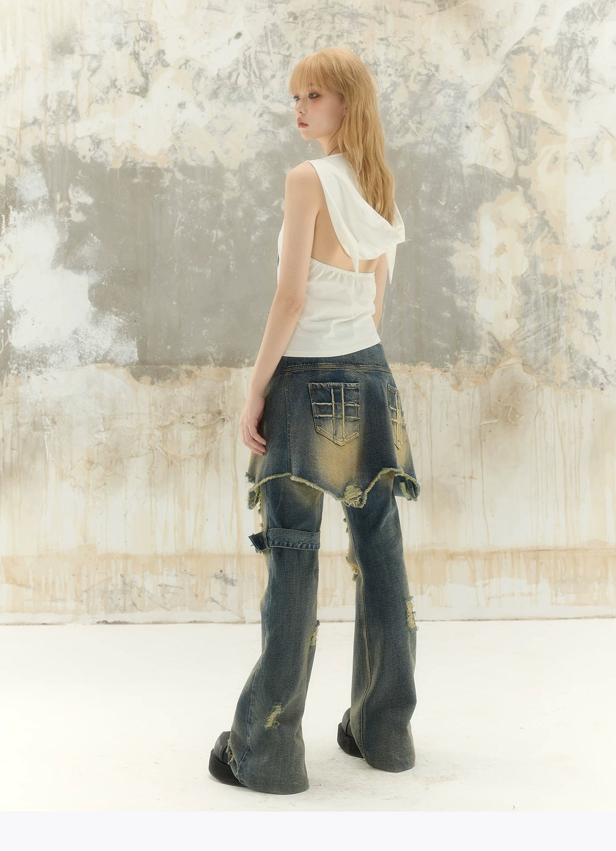Washed Low-Waist Flare Denim Jeans & Short Skirt